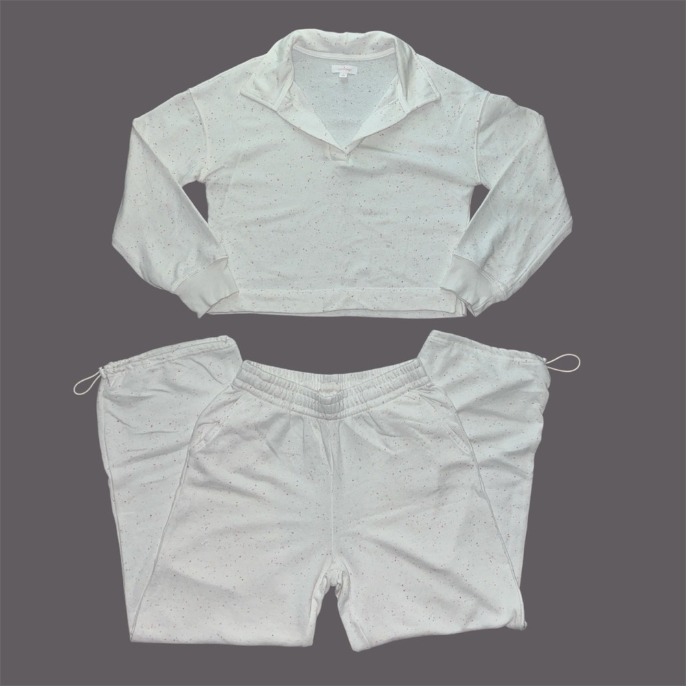Sweatshirt and sweatpants set
